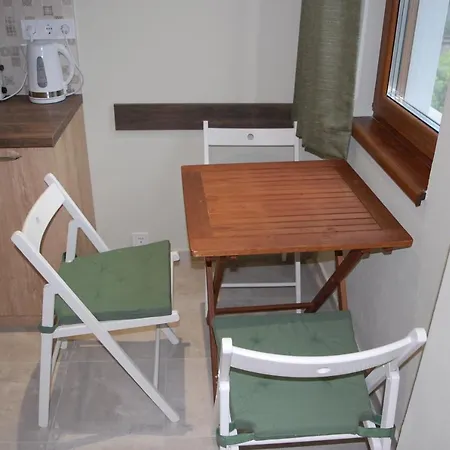 здравец 特里亚夫纳